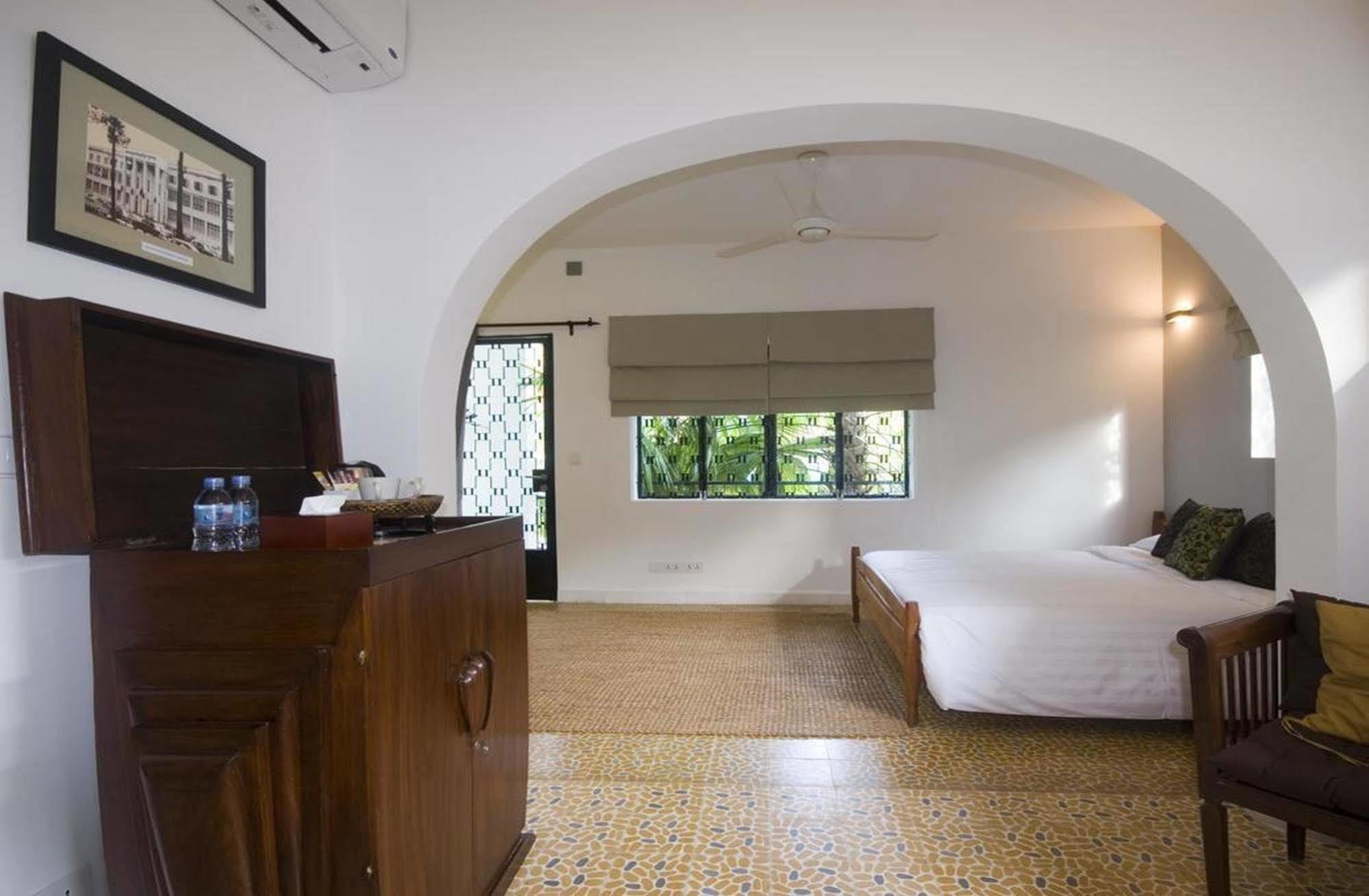 The Sangkum Hotel プノンペン エクステリア 写真