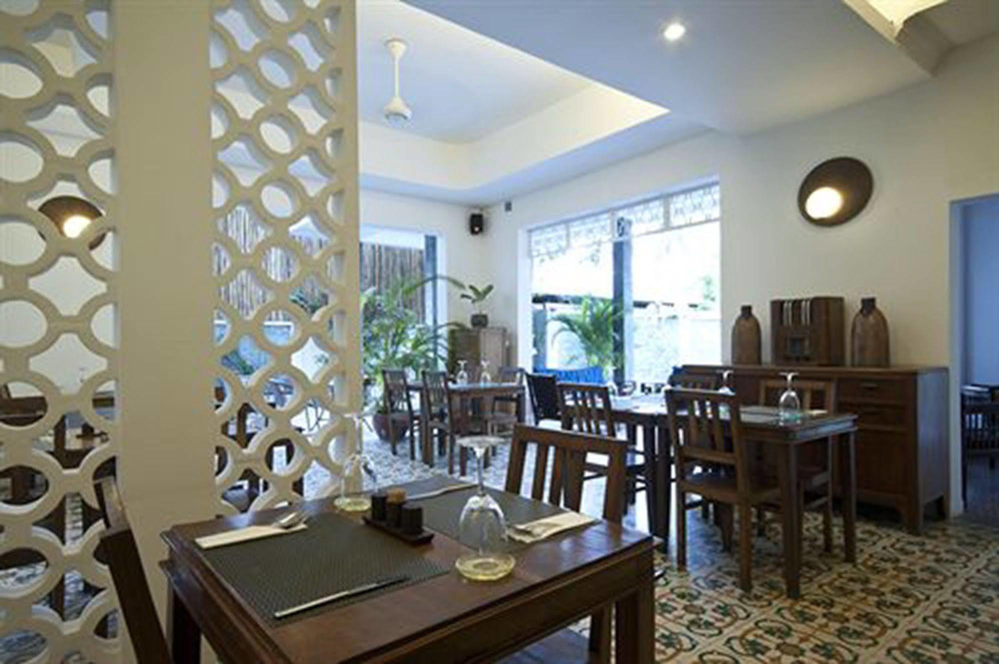 The Sangkum Hotel プノンペン エクステリア 写真